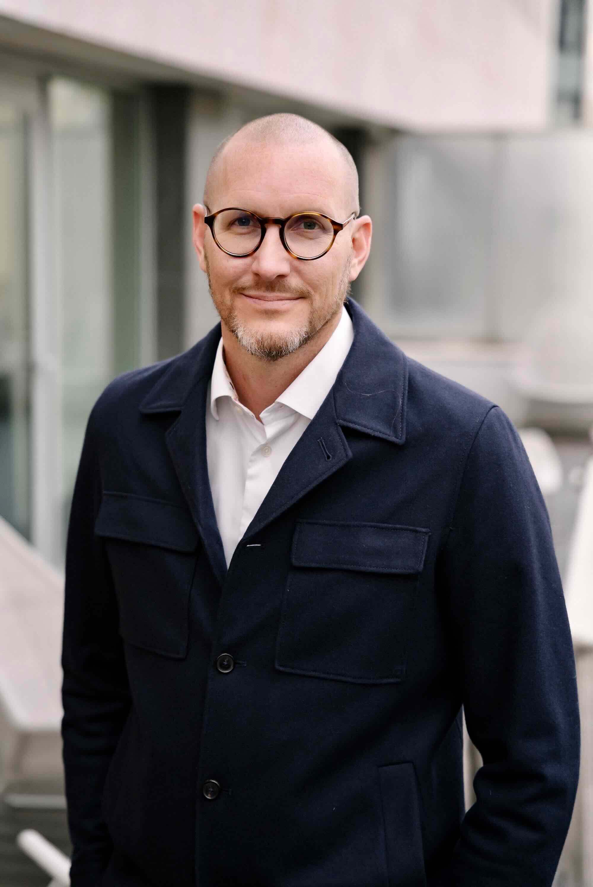 Press photo of Oscar Karlsten.